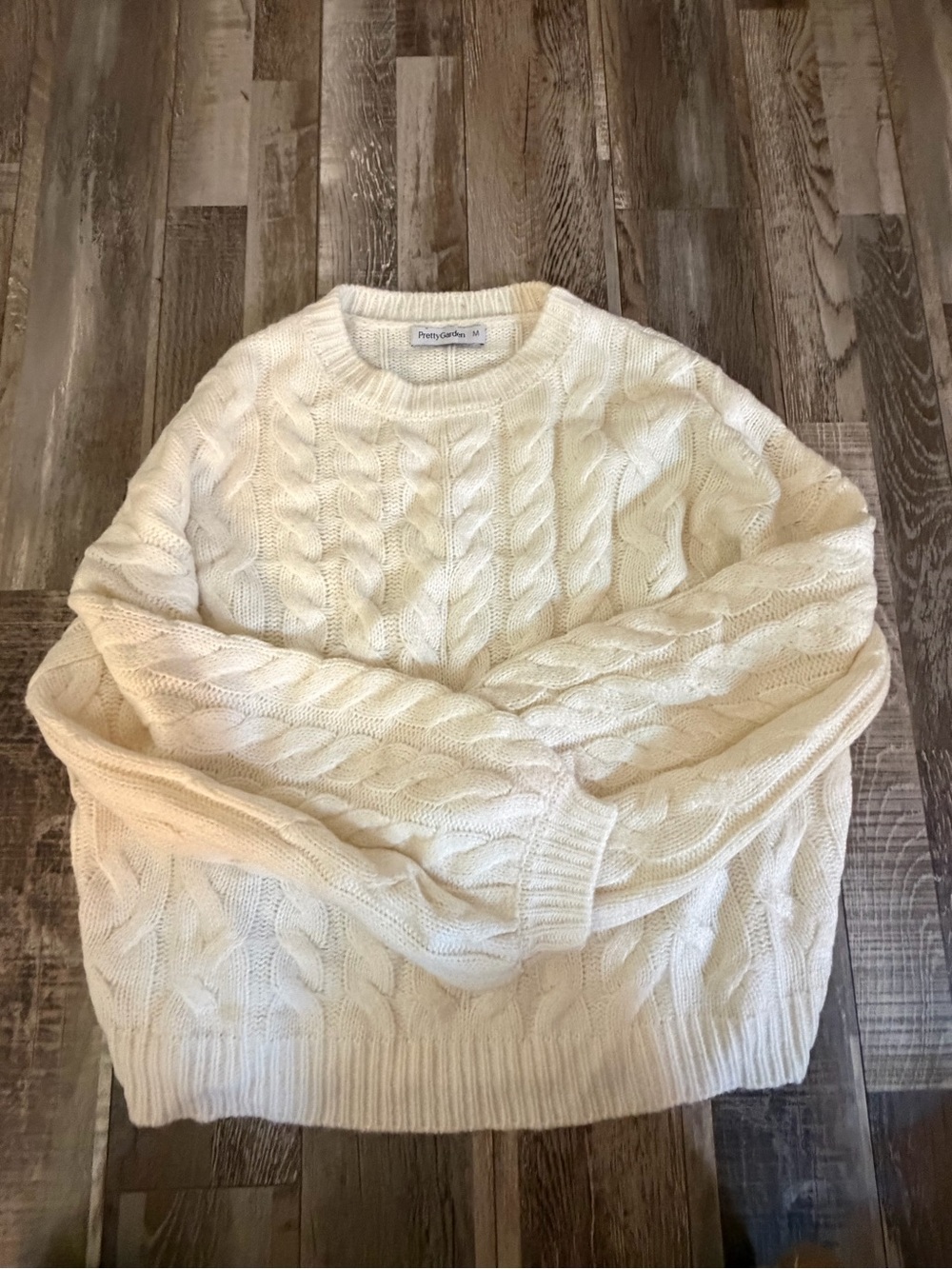Crewneck Cable Knit Sweater - Cream - Pretty Gardén
